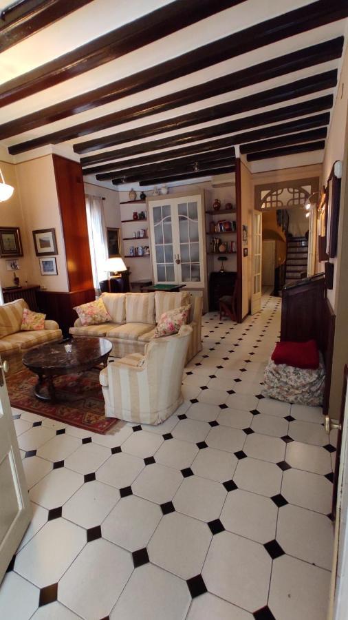 Casa Mo Appartement Sabadell Buitenkant foto
