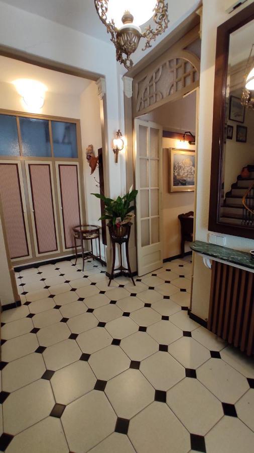 Casa Mo Appartement Sabadell Buitenkant foto